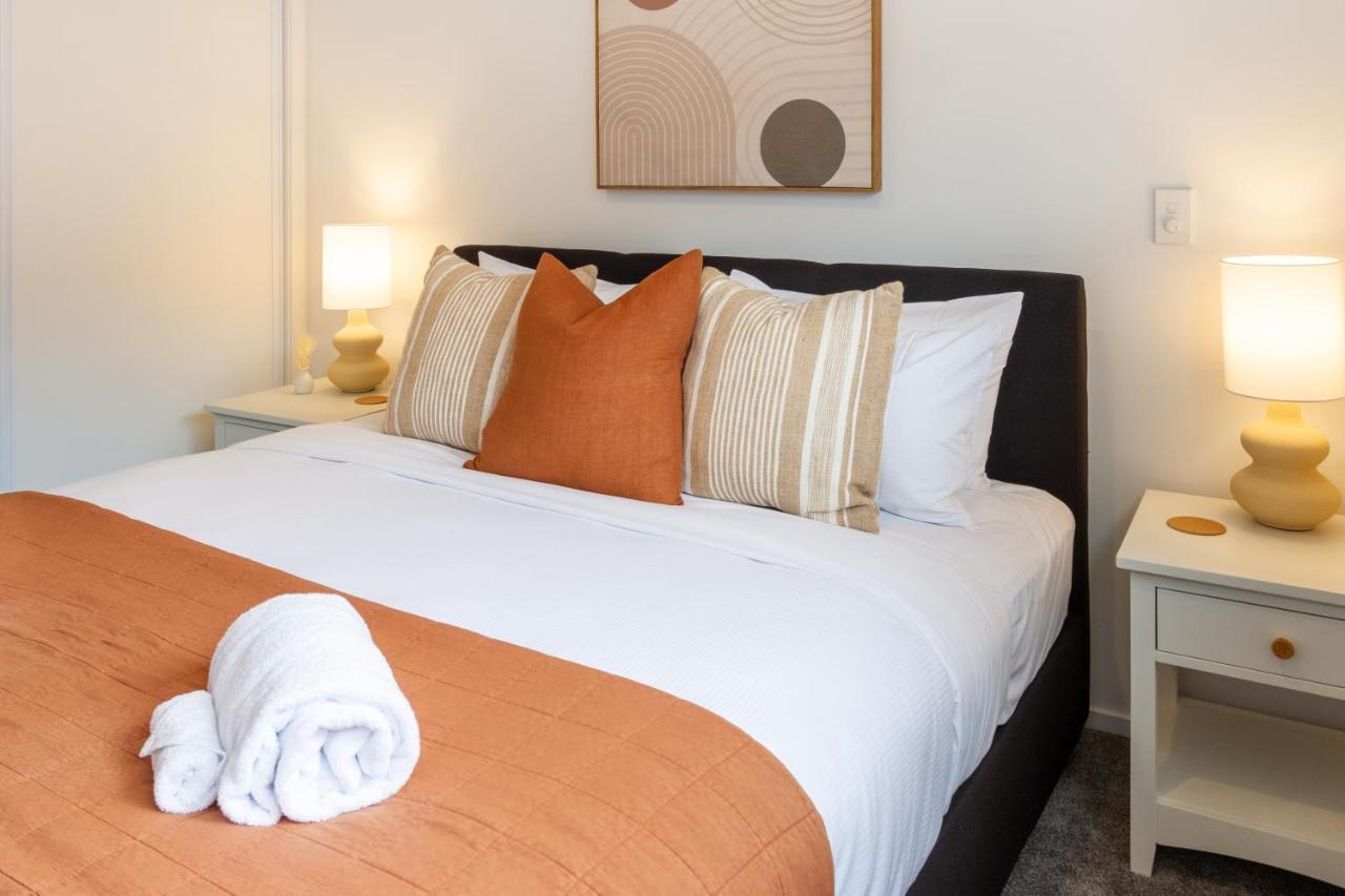 Apartment Gorgeous Getaway On Gloucester St- 1 Bed 1 Bath Christchurch
