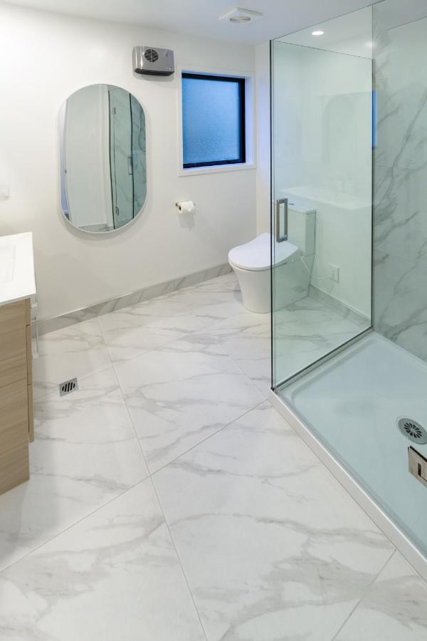 Tuam Street Delight 4 Bed 4 Bath