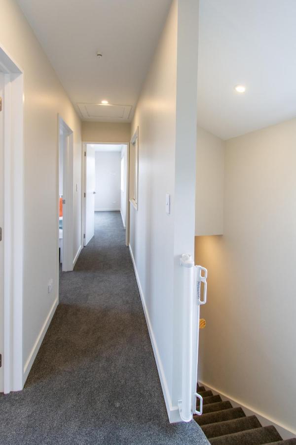 3 Bed 2.5 Bath Riccarton W/games * Christchurch