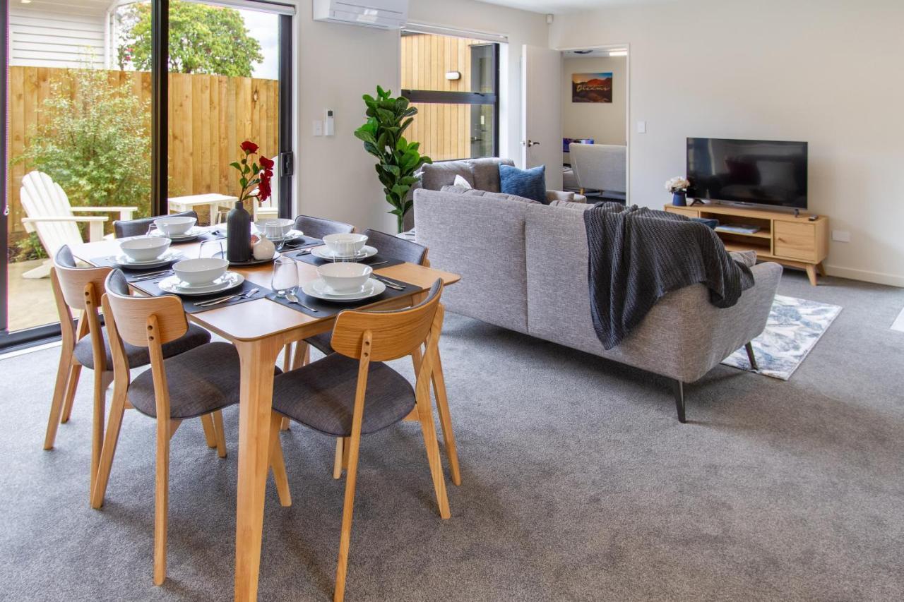 3 Bed 2.5 Bath Riccarton W/games Apartment *