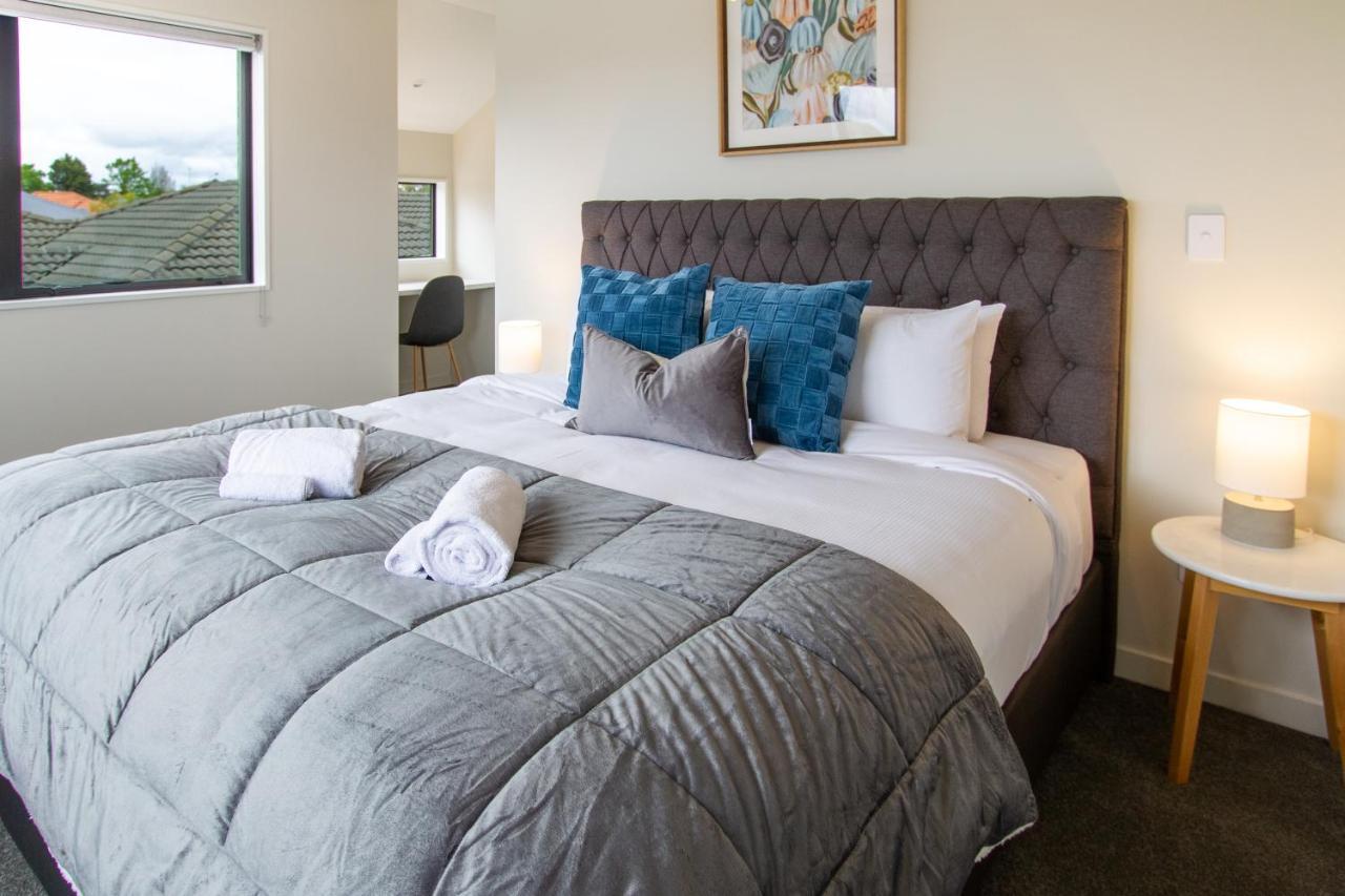 3 Bed 2.5 Bath Riccarton W/games Apartment *