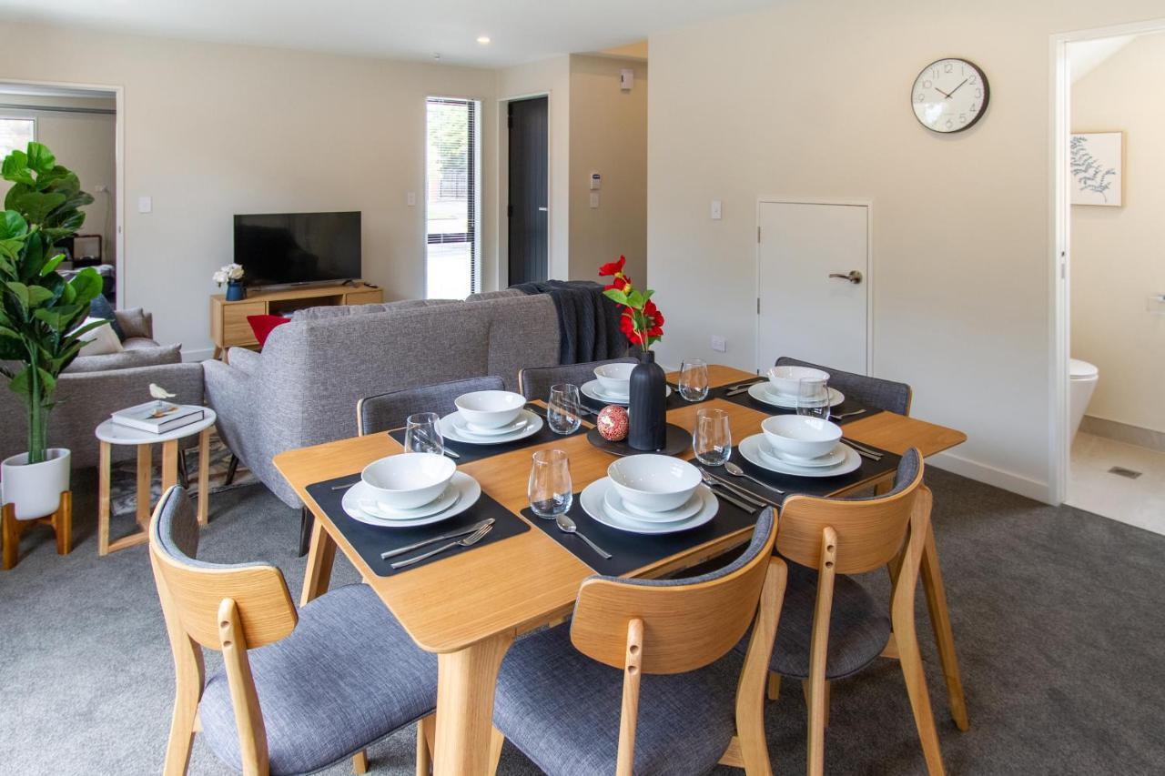 3 Bed 2.5 Bath Riccarton W/games Apartment *