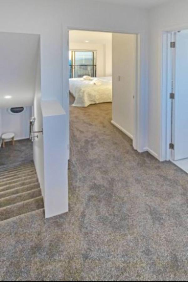 Front Abode- 2 Bed 2 Bath Apartment