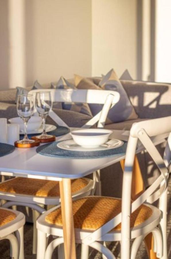 Front Abode- 2 Bed 2 Bath * Christchurch