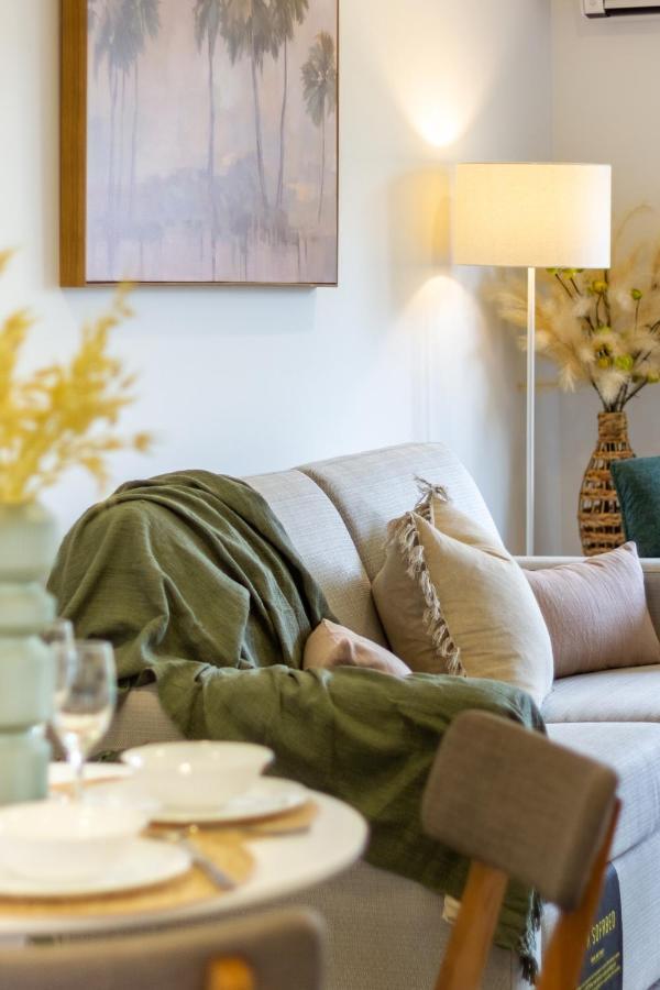 Sanctuary Close To The With Sofa Bed *
