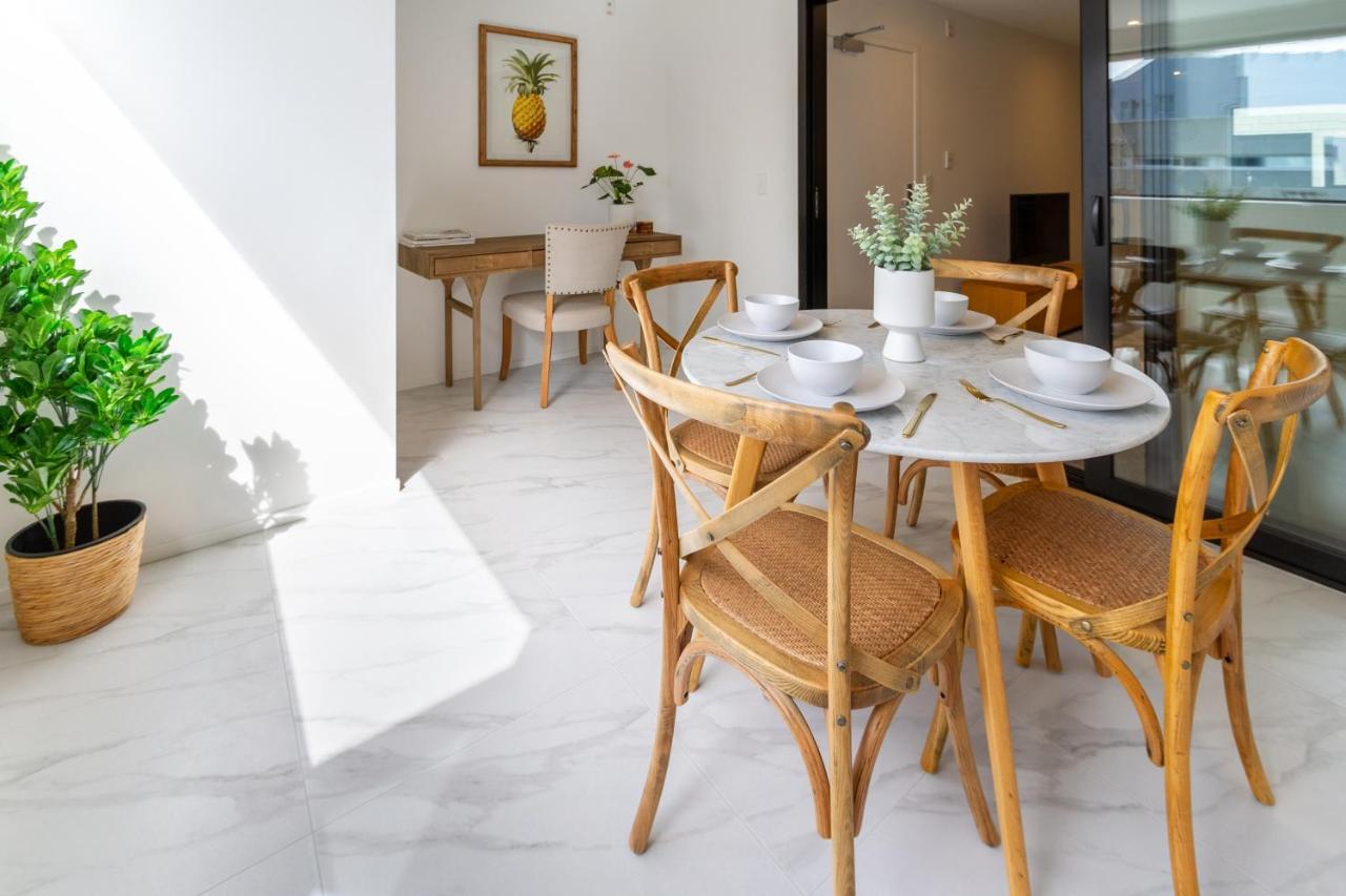 Heart Of Cbd Hideaway 2bed 1 Bath Apartment Christchurch