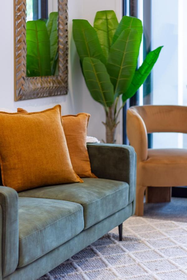 Heart Of Cbd Hideaway 2bed 1 Bath Christchurch