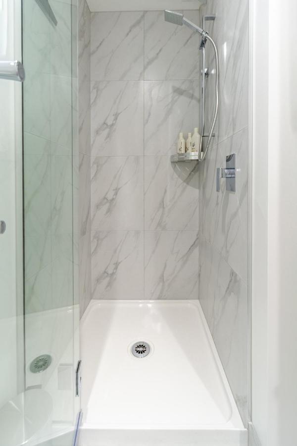 Heart Of Cbd Hideaway 2bed 1 Bath