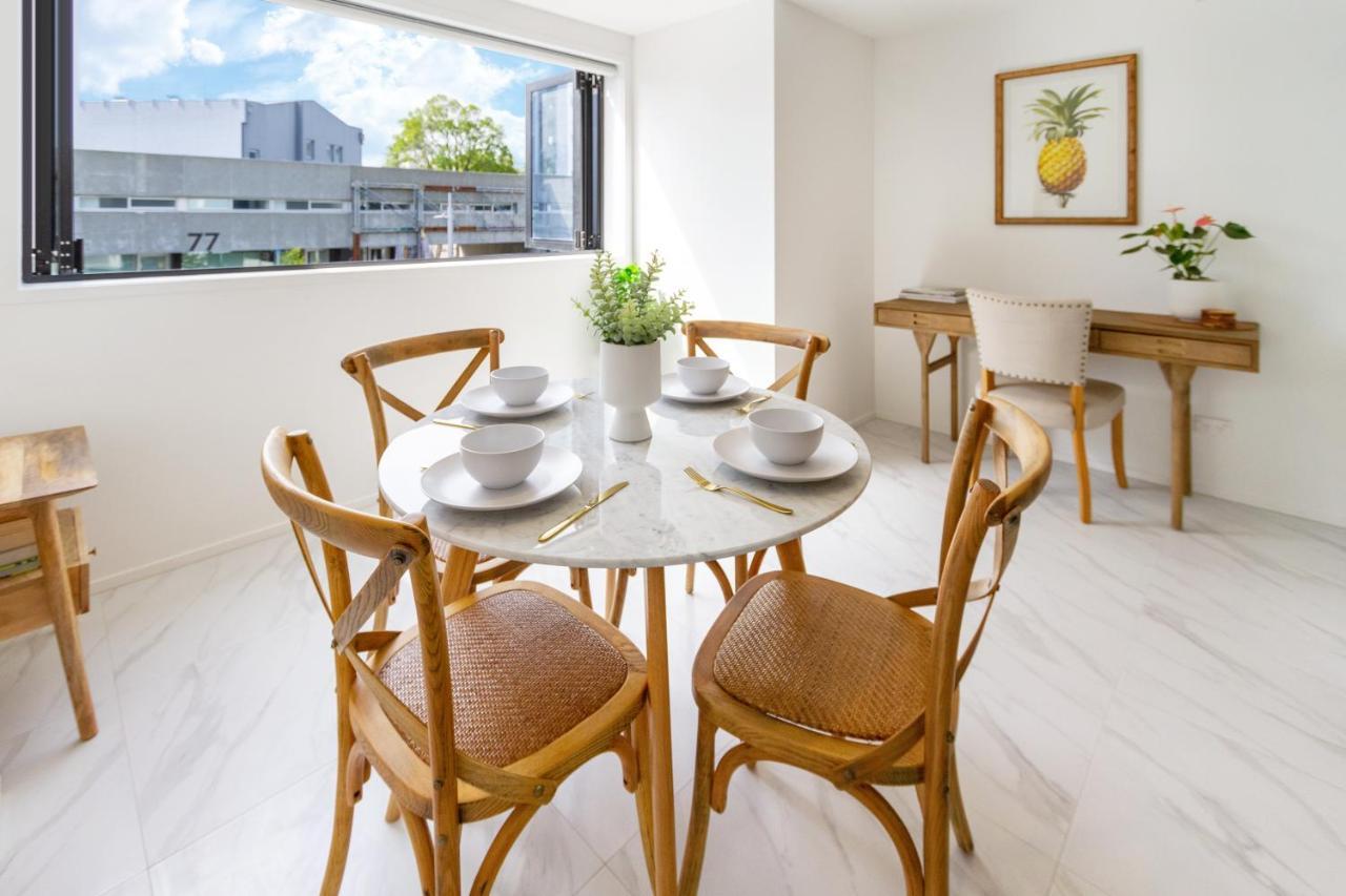 Heart Of Cbd Hideaway 2bed 1 Bath * Christchurch