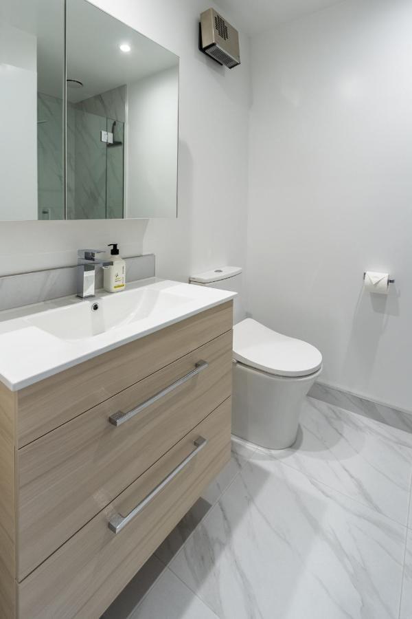 Heart Of Cbd Hideaway 2bed 1 Bath Christchurch