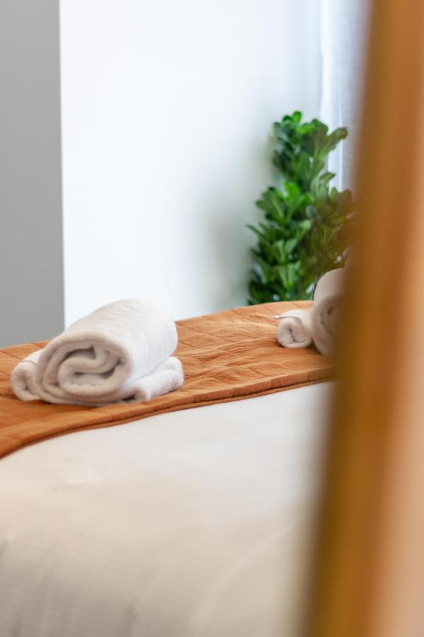 Heart Of Cbd Hideaway 2bed 1 Bath