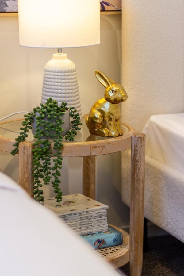 Heart Of Cbd Hideaway 2bed 1 Bath Apartment *