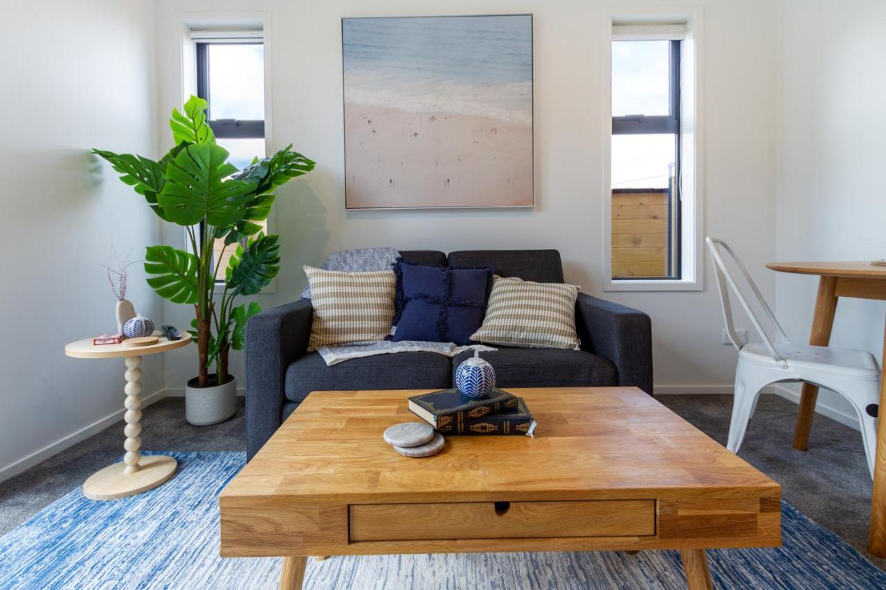 Apartment Modern, Convenient, Central: 1 Bedroom Loft *