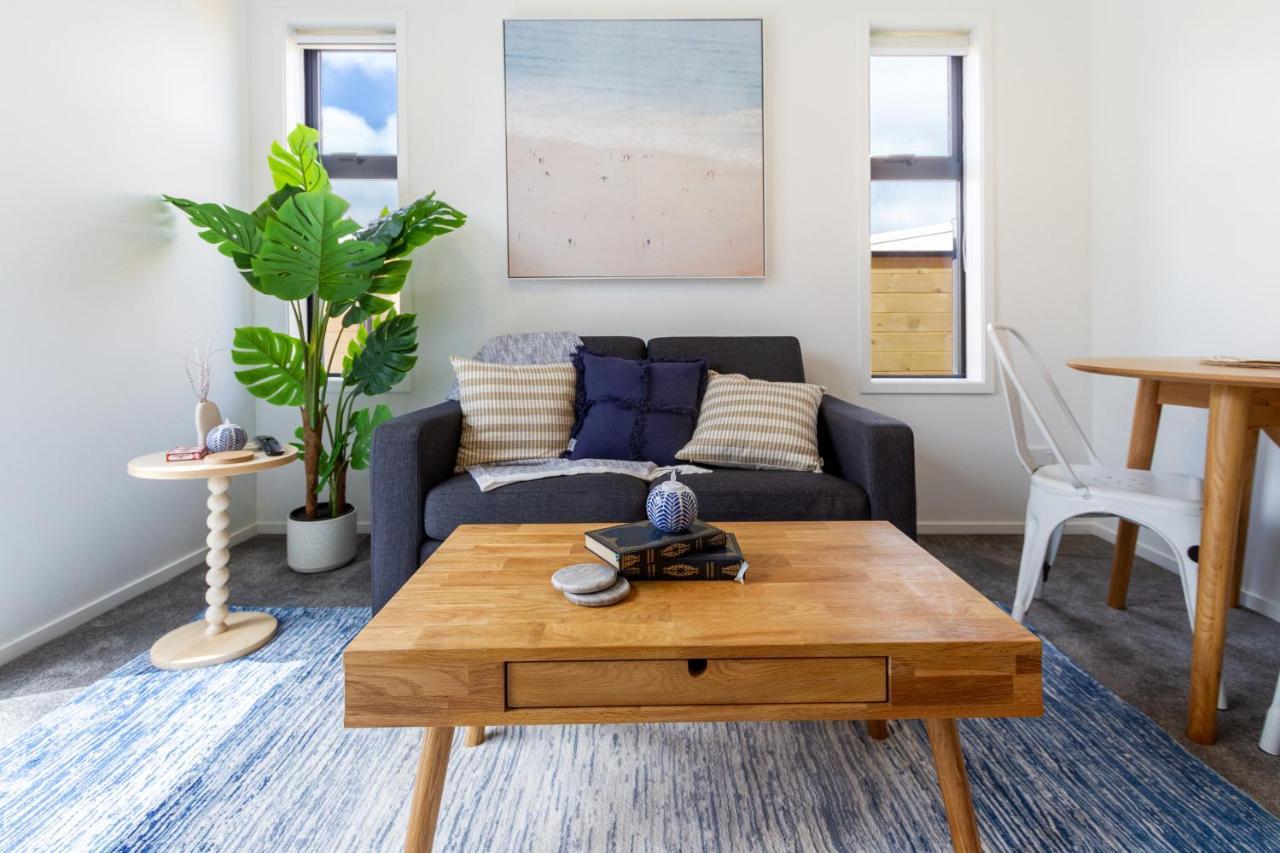Modern, Convenient, Central: 1 Bedroom Loft Christchurch