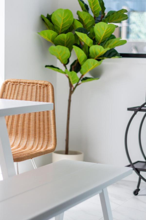 Cbd Gem: Walk To Everything, 3 Bedroom 2 Bath Apartment Christchurch