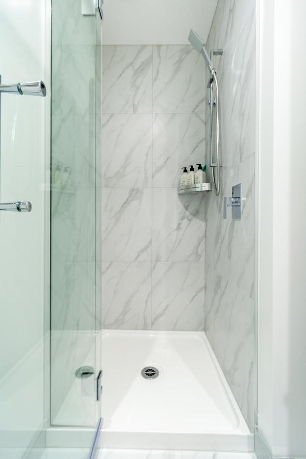 In The Heart Of It All: 2 Bed Cbd Townhouse Christchurch