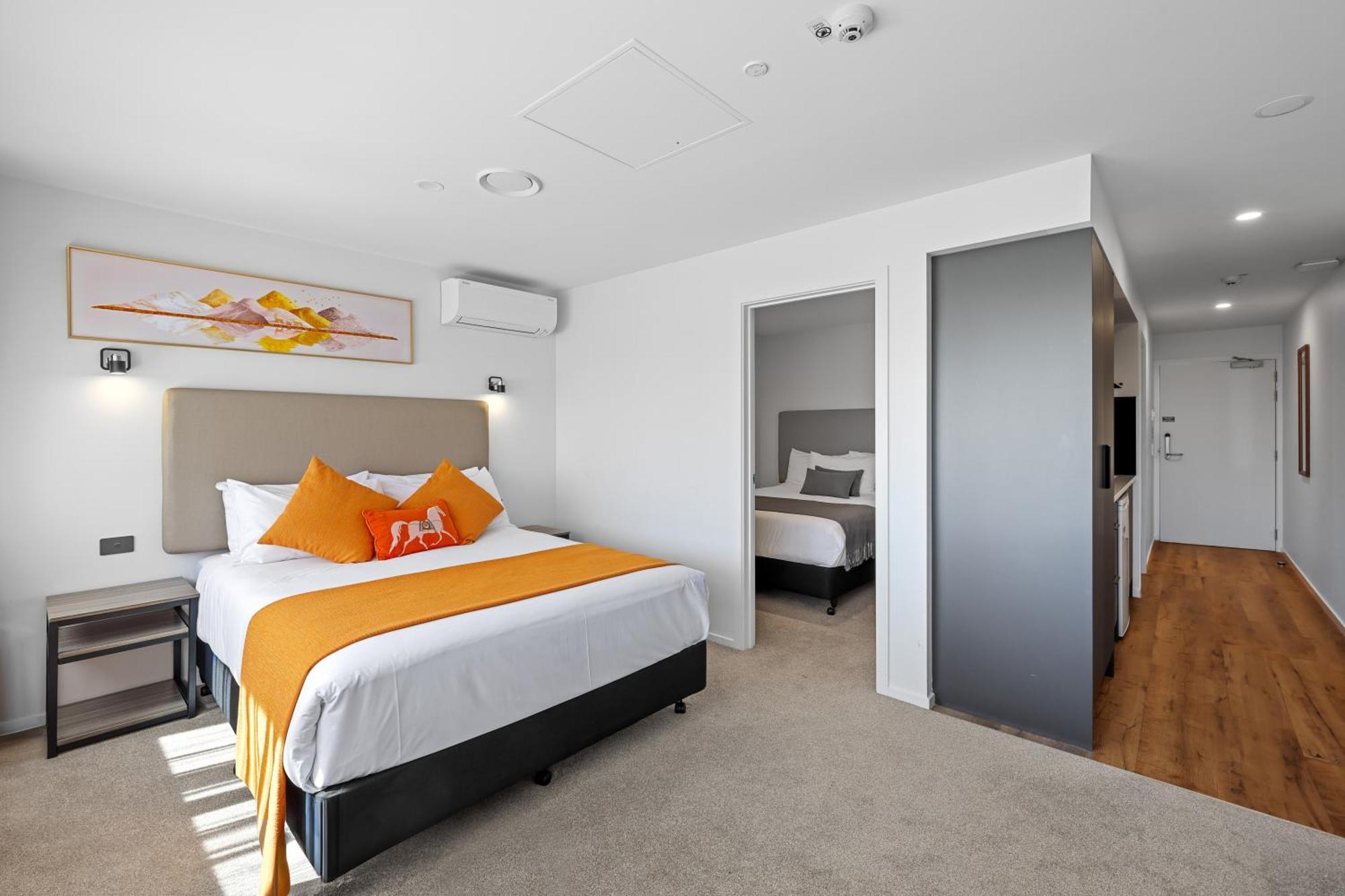 Hotel Golden *