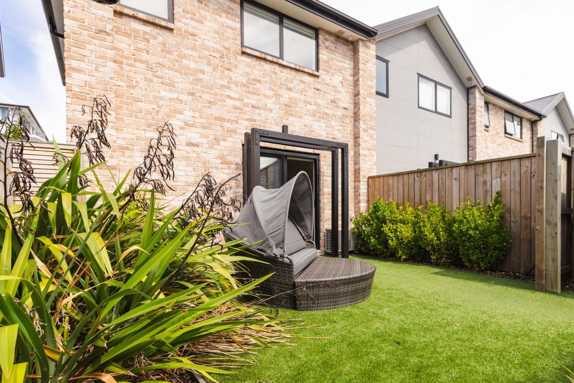 Modern 2 Bedroom By Hagley Park *