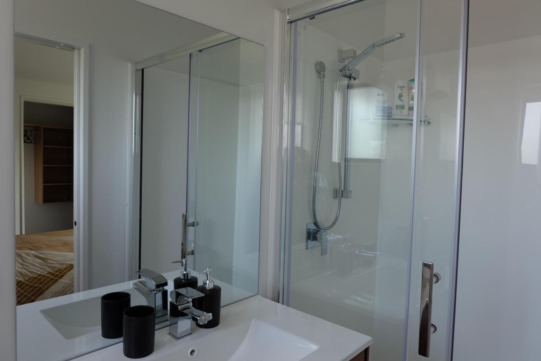 Tranquil Bamboo Oasis Apartment Christchurch