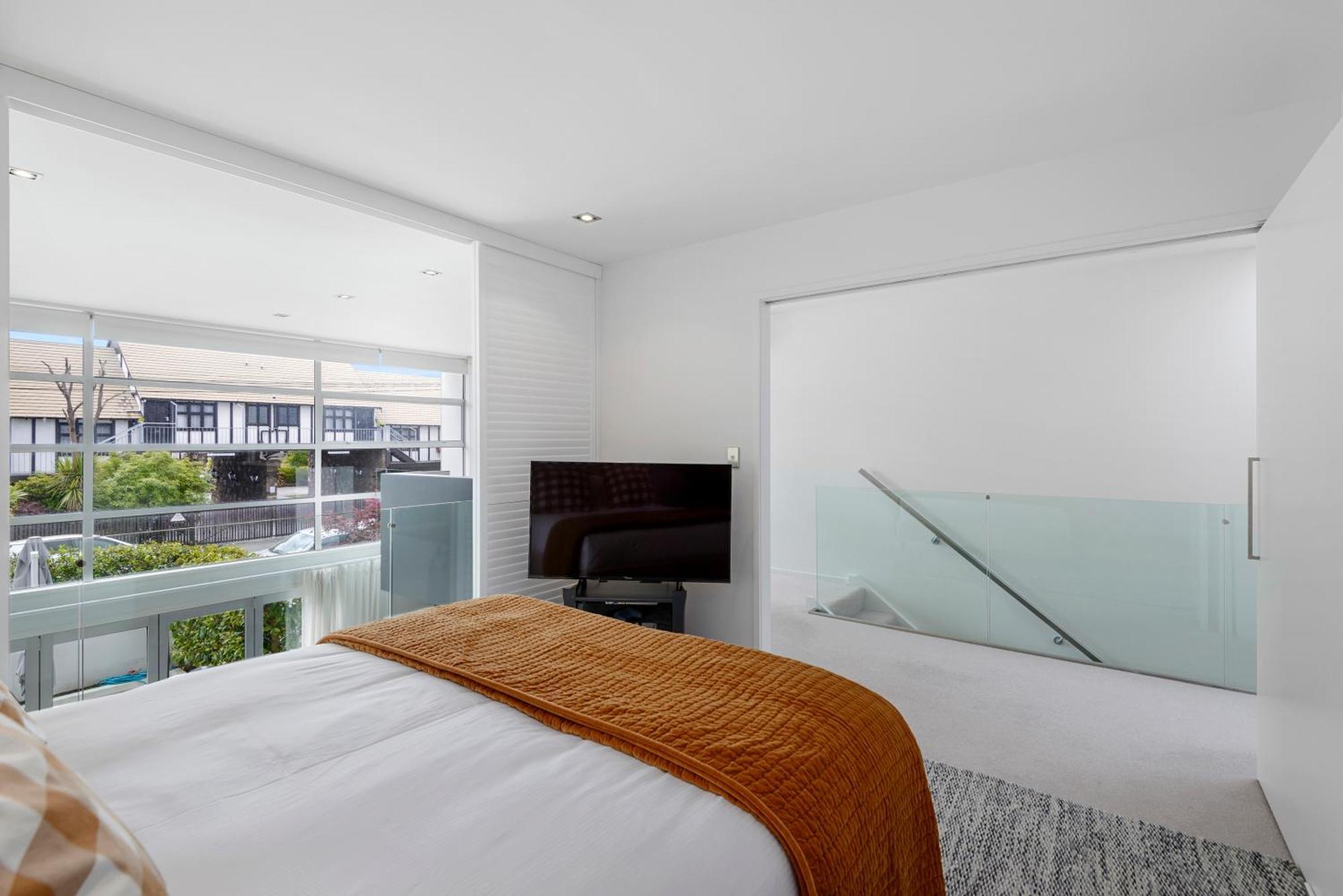 Holly Road Executive Townhouse * Christchurch
