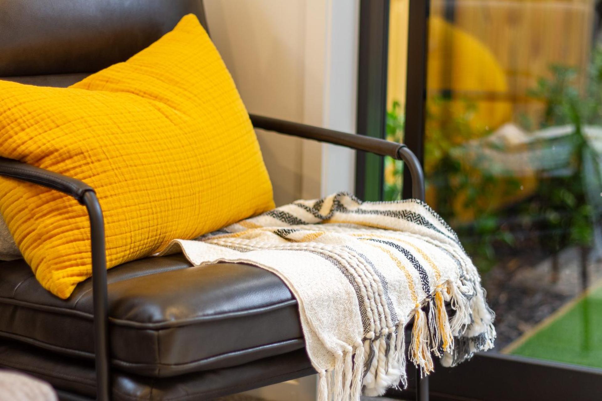 New Sophisticated City Pad Apartamento