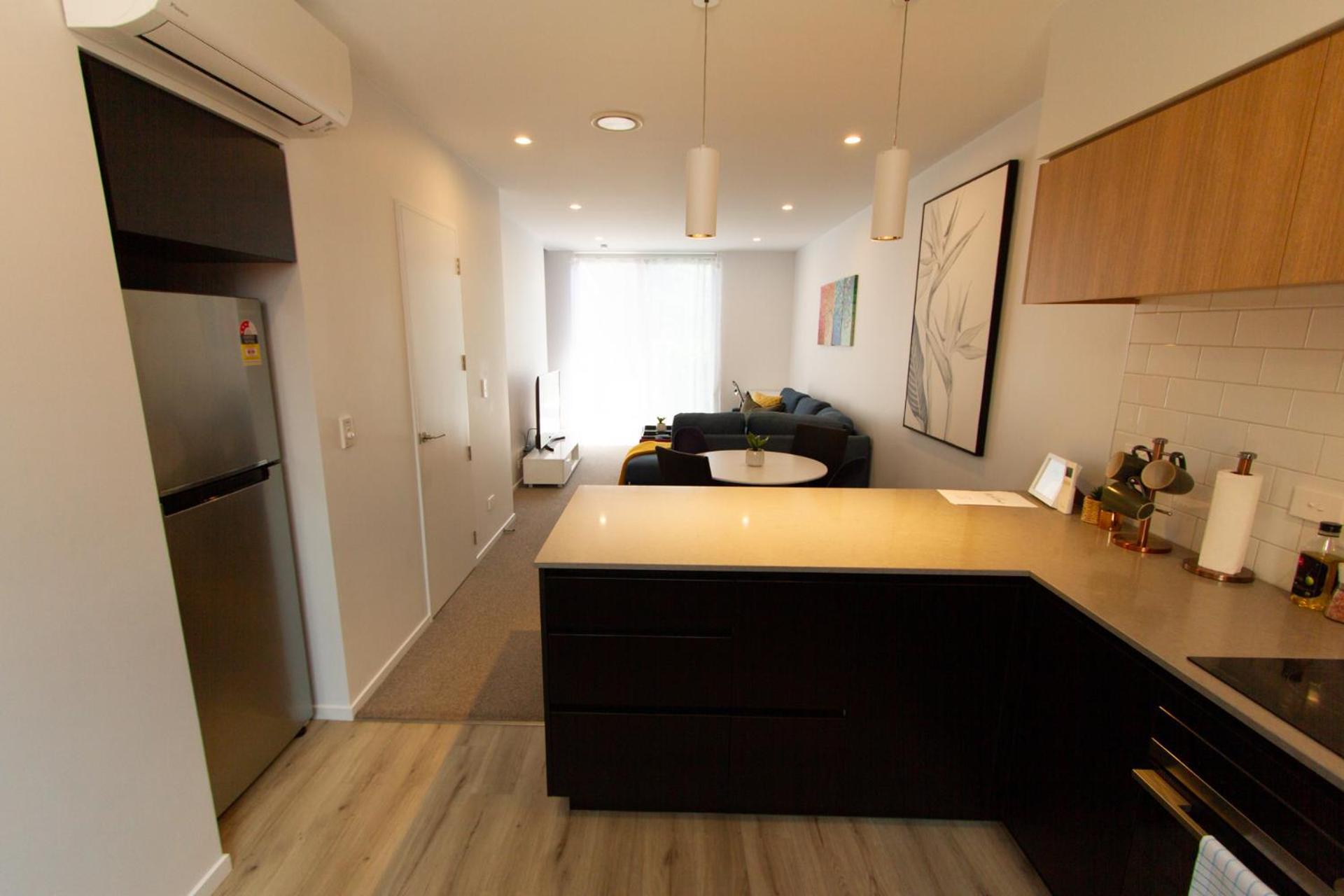 Peaceful 2 Bed Pad W/carpark Apartment Christchurch