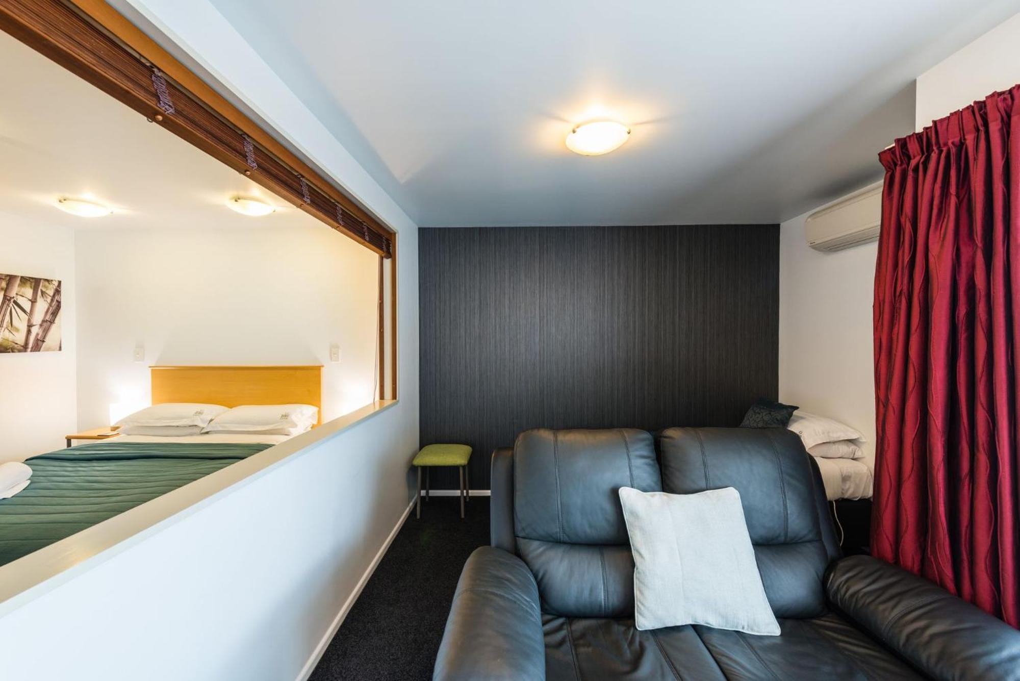 Roma On Riccarton Motel 4*