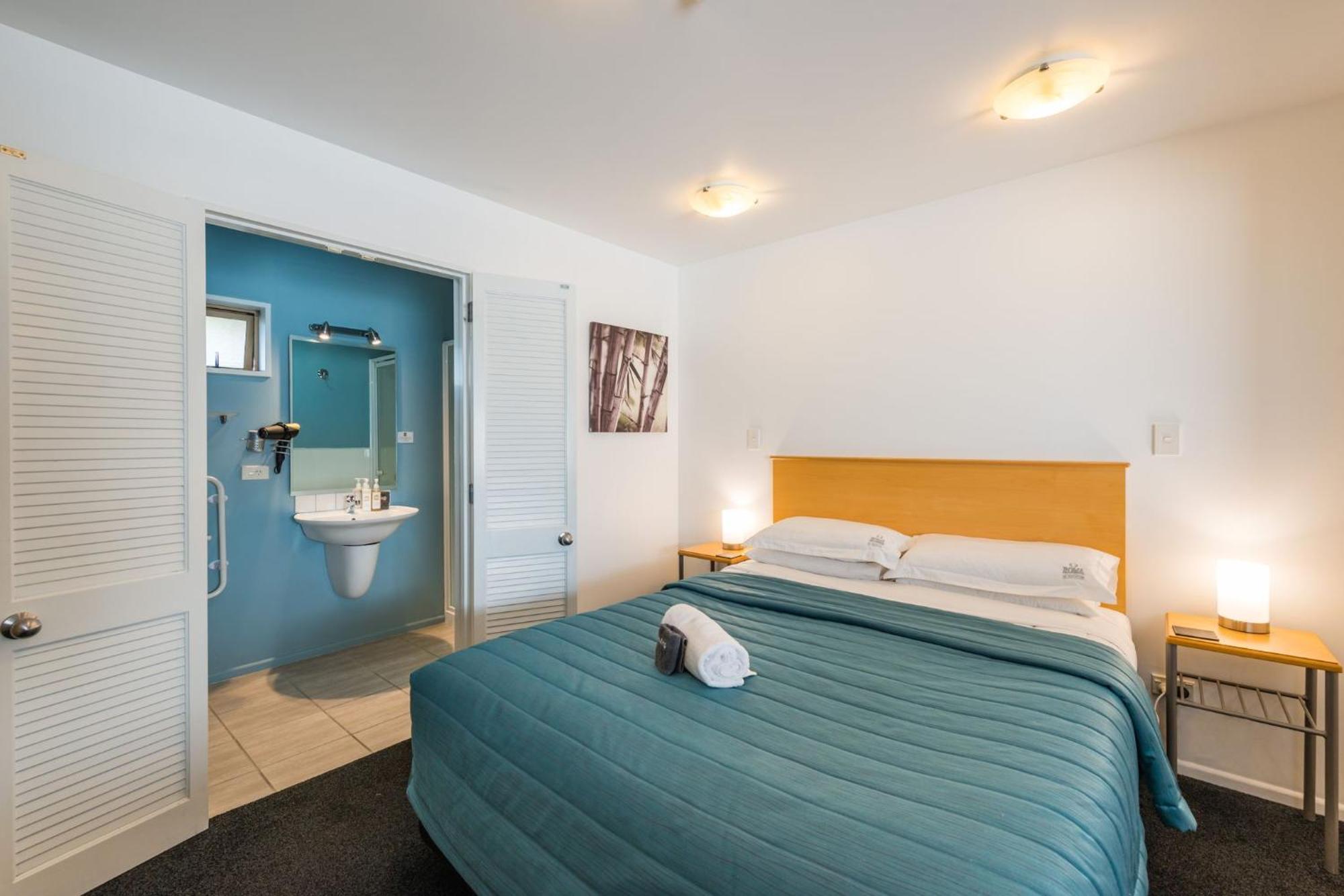 Roma On Riccarton Motel 4*