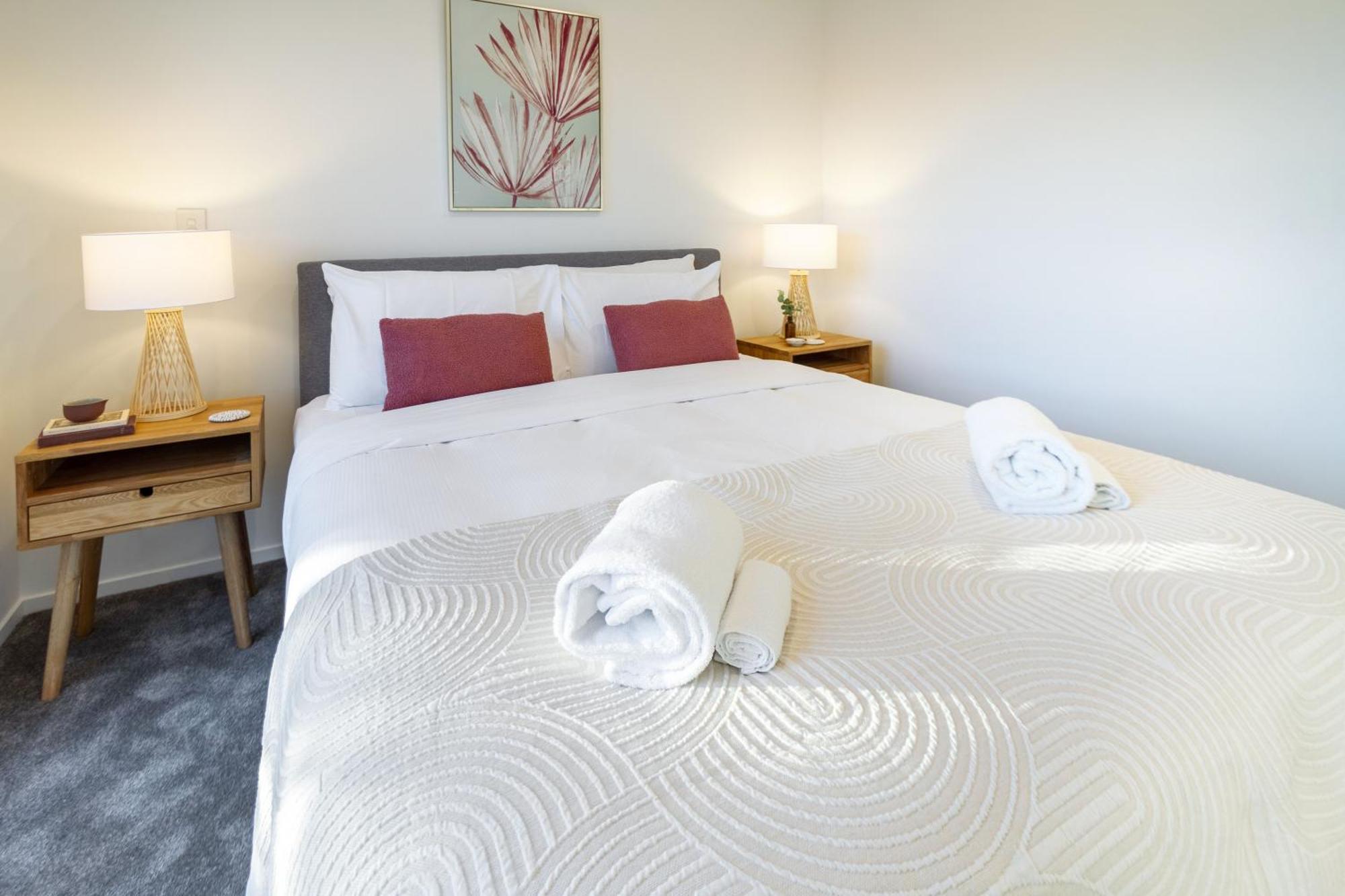 Of 2 Bed 2 Bath Apartment *