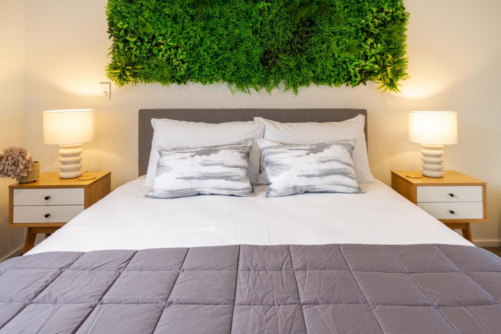 Cashel Street Hideaway 2 Bed 2 Bath Apartment Christchurch
