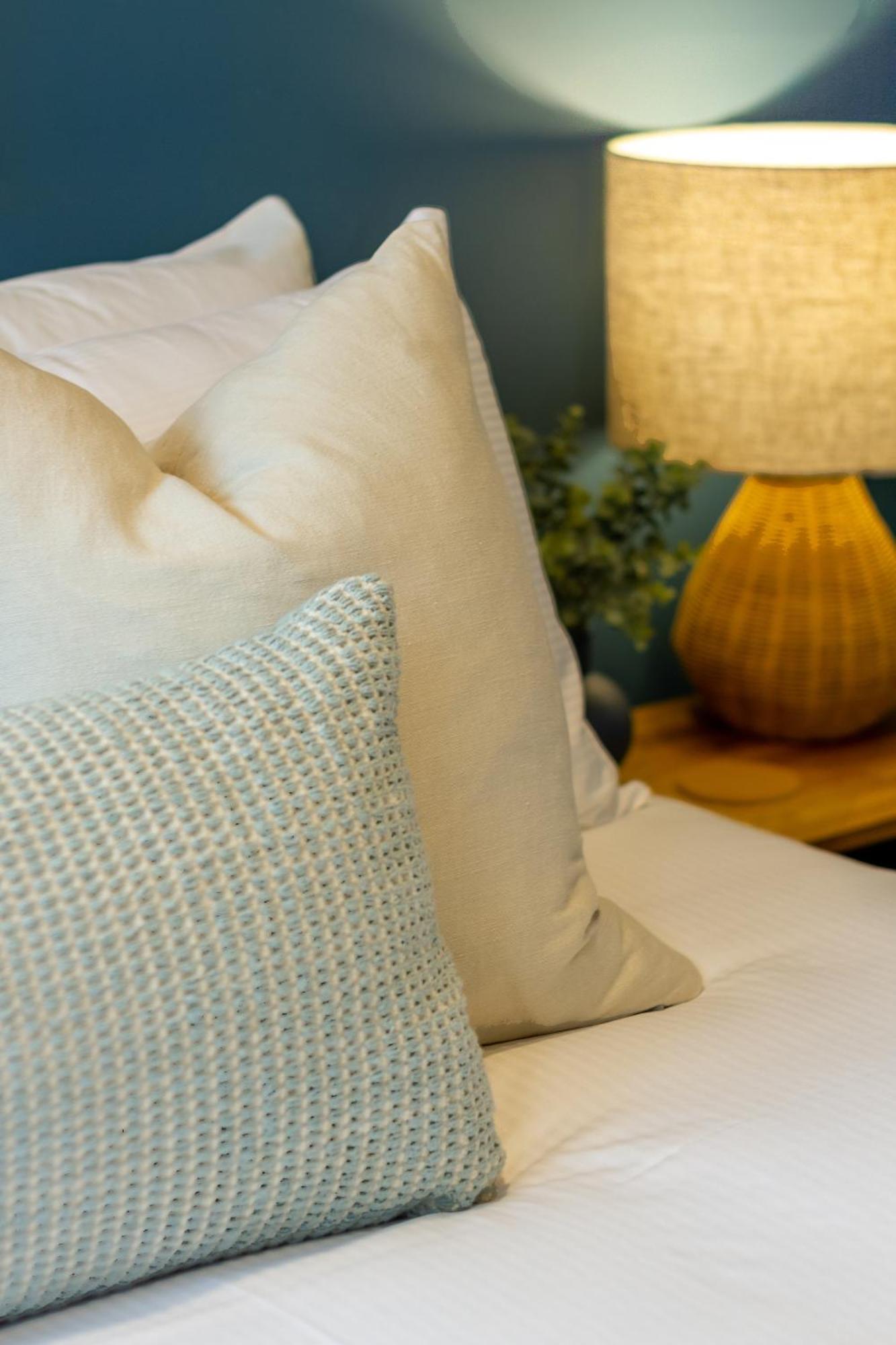 Luxurious - Single Level 2 Bed *