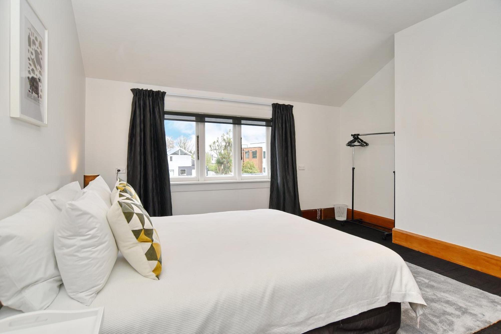 Grand Heritage 5 Brms Cbd With Carparks *
