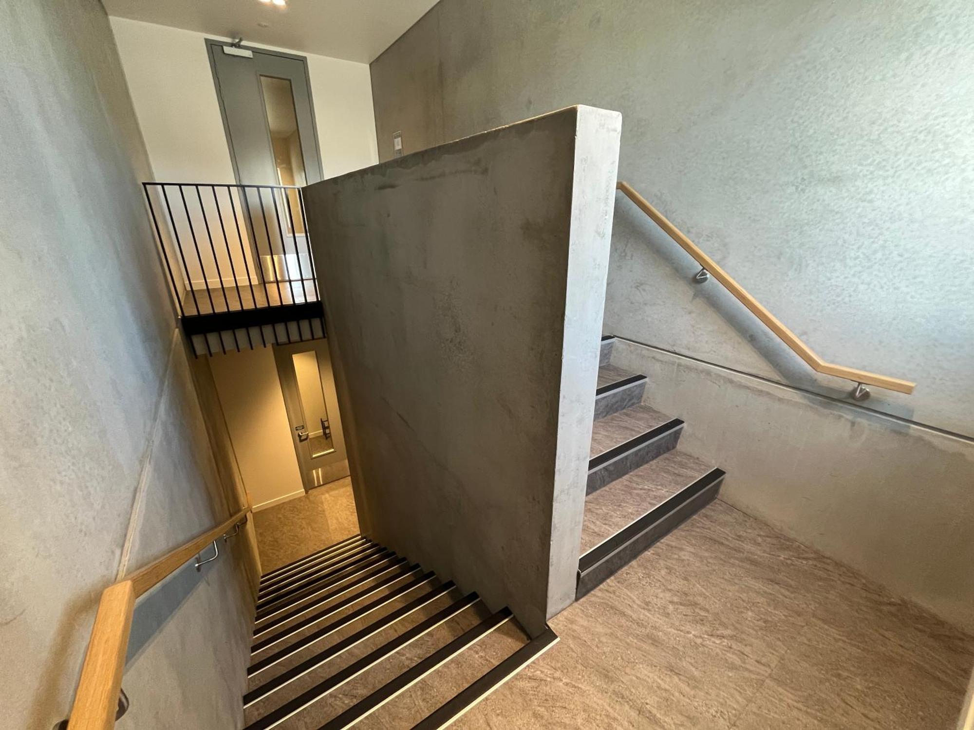 Apartment Floor Luxury W Sunny Balcony Christchurch