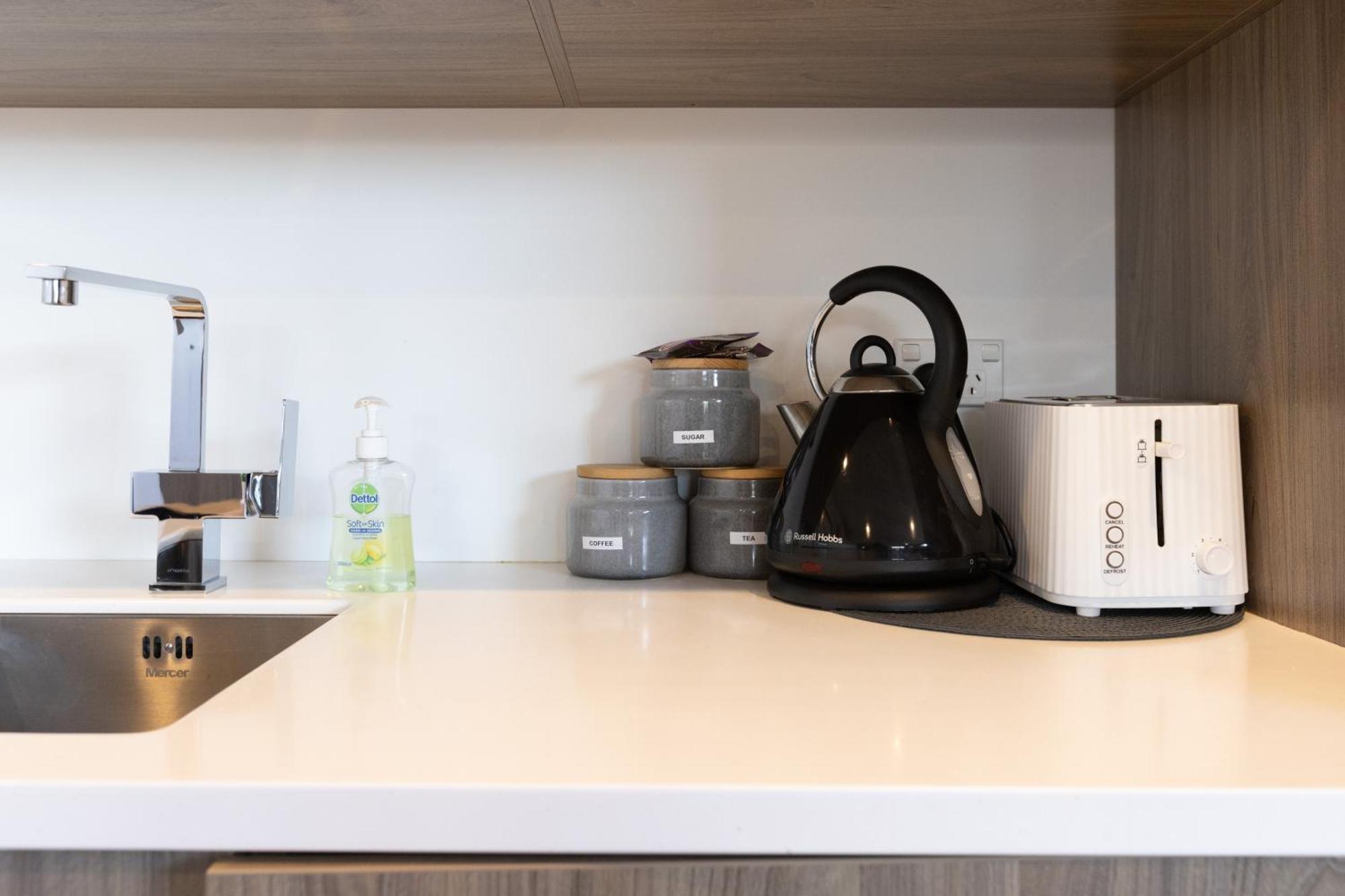 Luxury 1 Bed In Cbd Apartment Christchurch