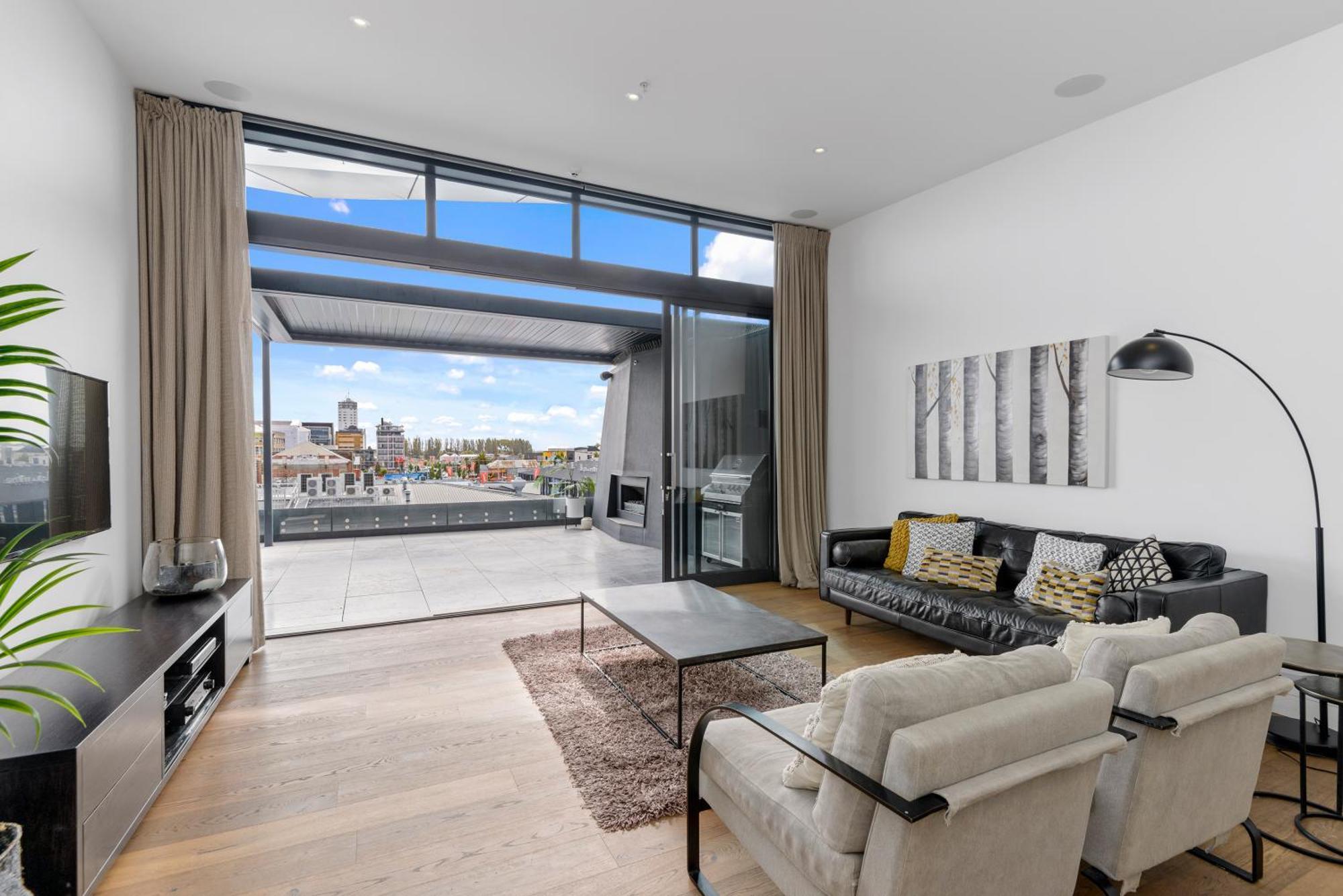 Penthouse In The Christchurch