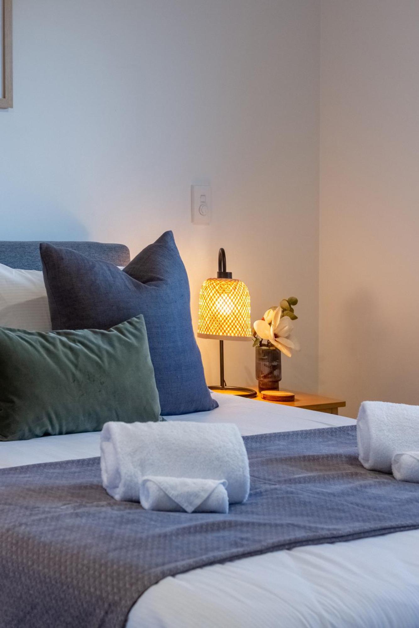 Apartment Urban Elegance - 2 Bed, 2 Bath In The Cbd