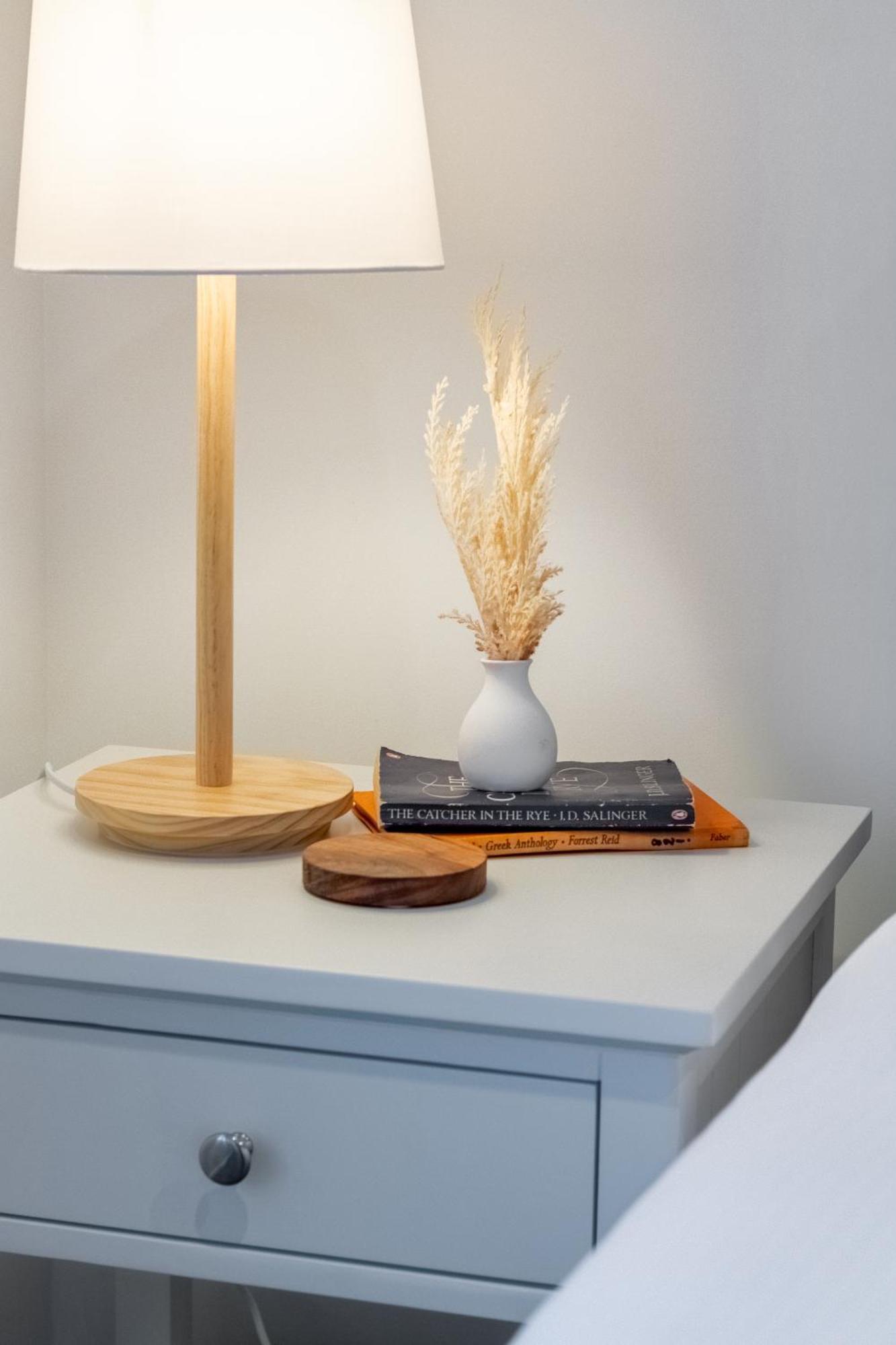 Apartment Urban Elegance - 2 Bed, 2 Bath In The Cbd *