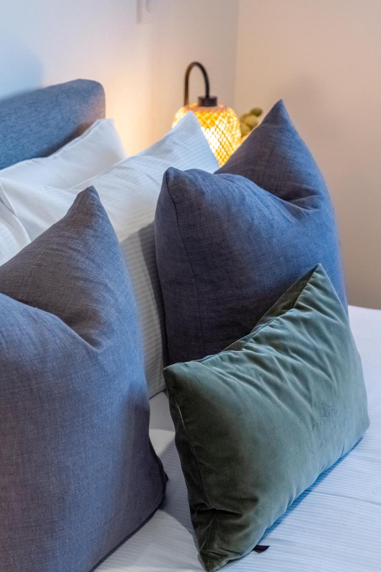 Urban Elegance - 2 Bed, 2 Bath In The Cbd