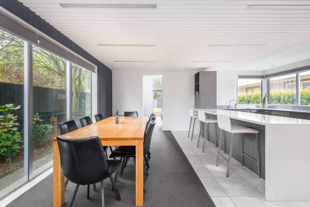 Inner House - Great Location!
