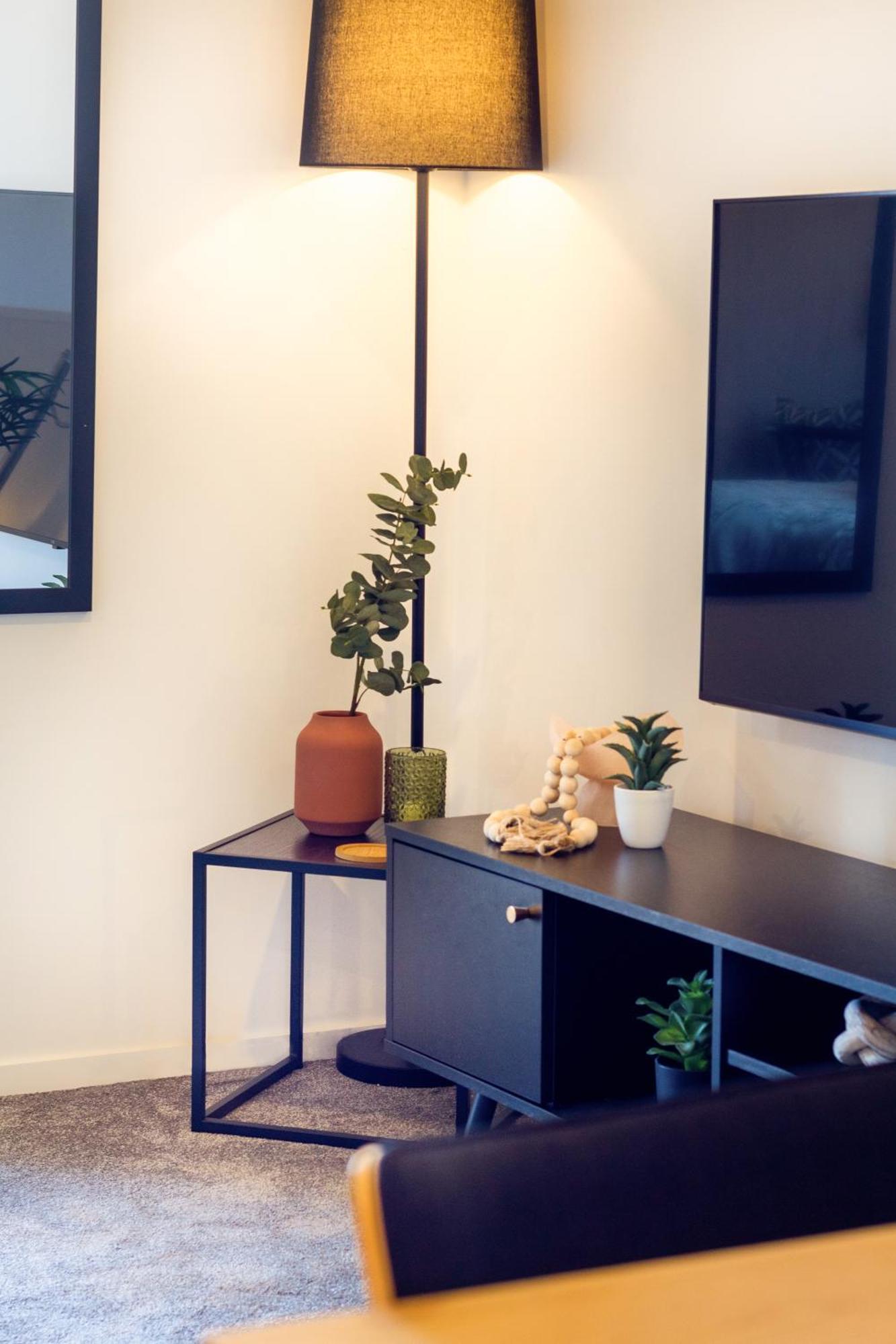 Living: Upper Haven On Wilmer