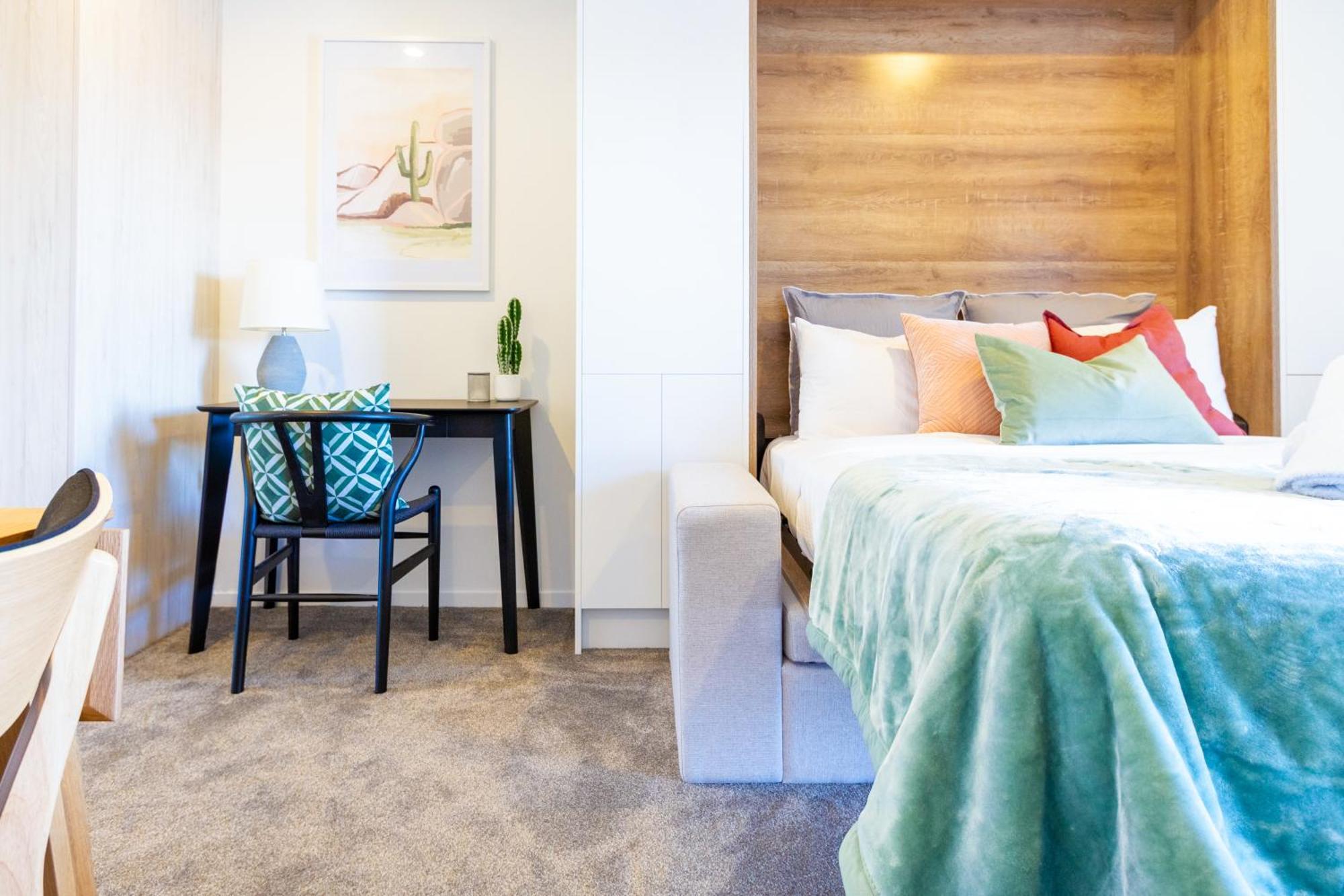 Living: Upper Haven On Wilmer Christchurch