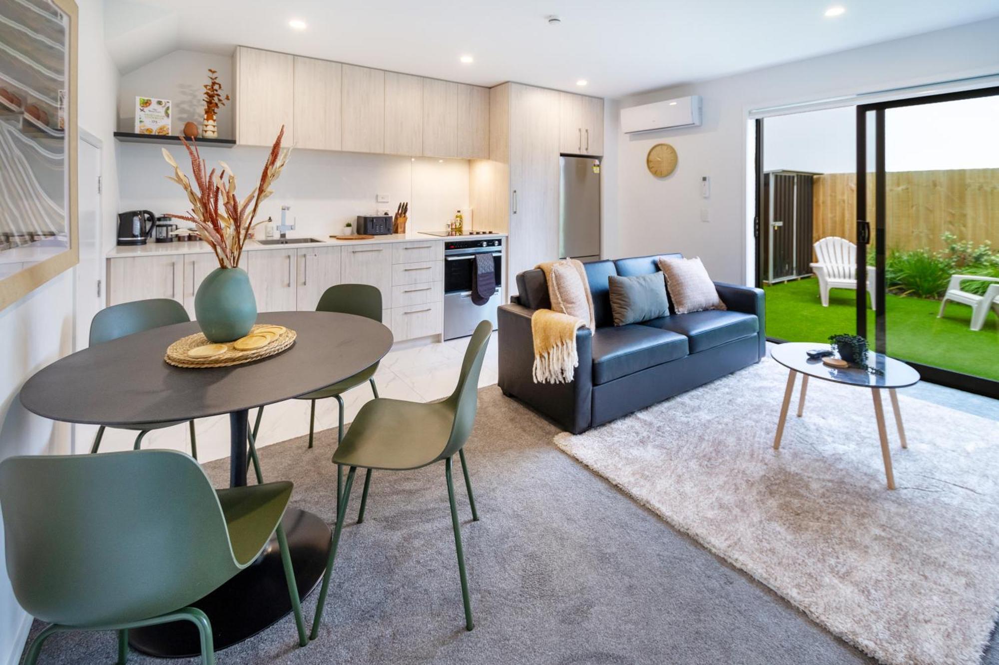 Apartment Elegant 2 Bed 2 Bath In The Cbd