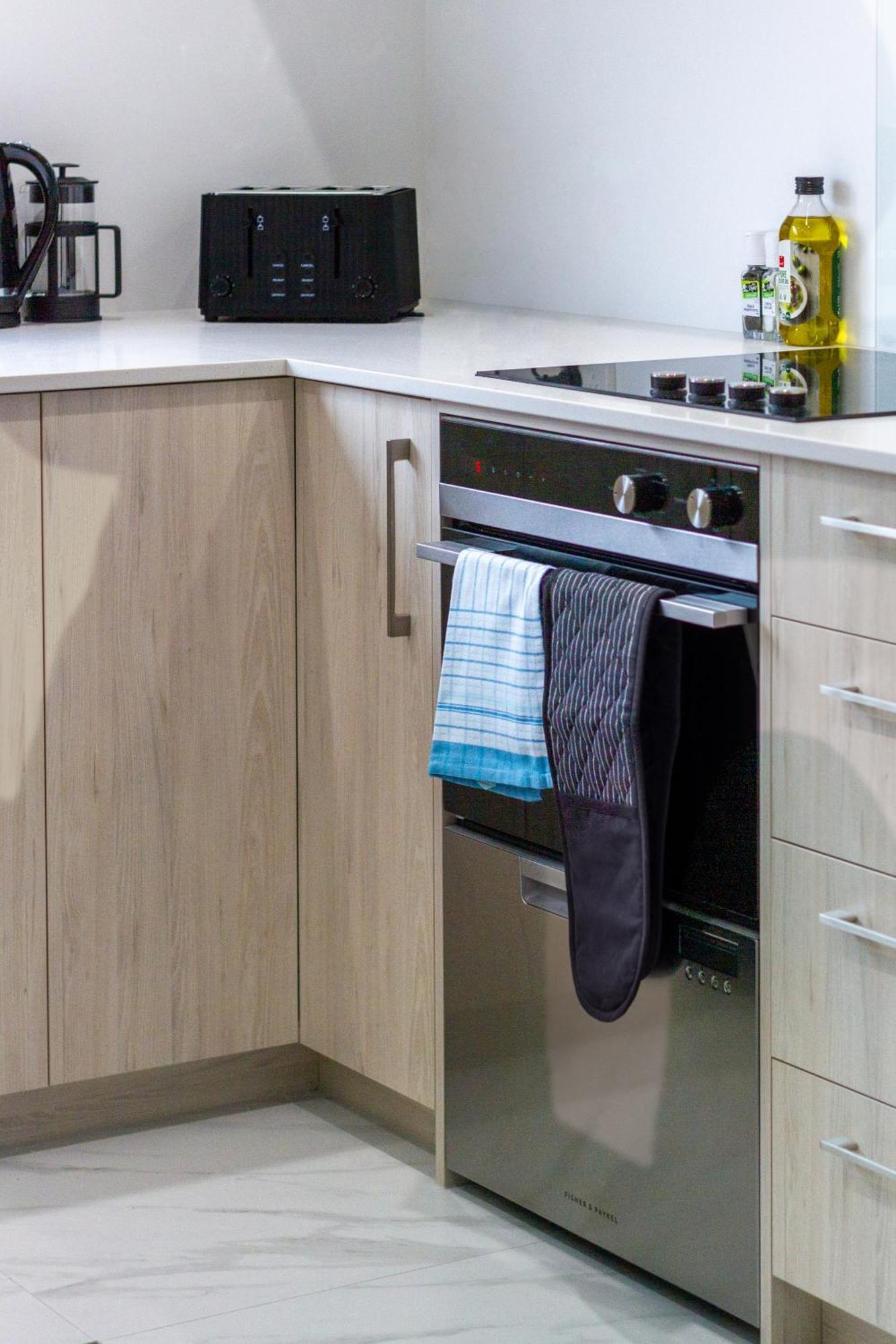 Style Meets Comfort 2 Bed Chch Cbd *