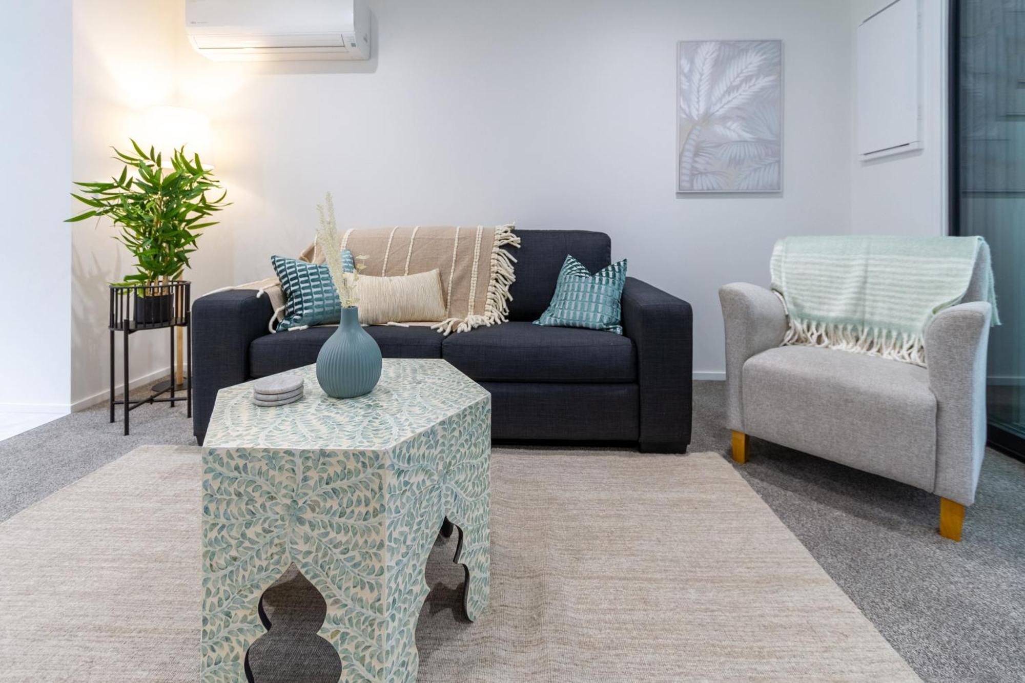 Style Meets Comfort 2 Bed Chch Cbd