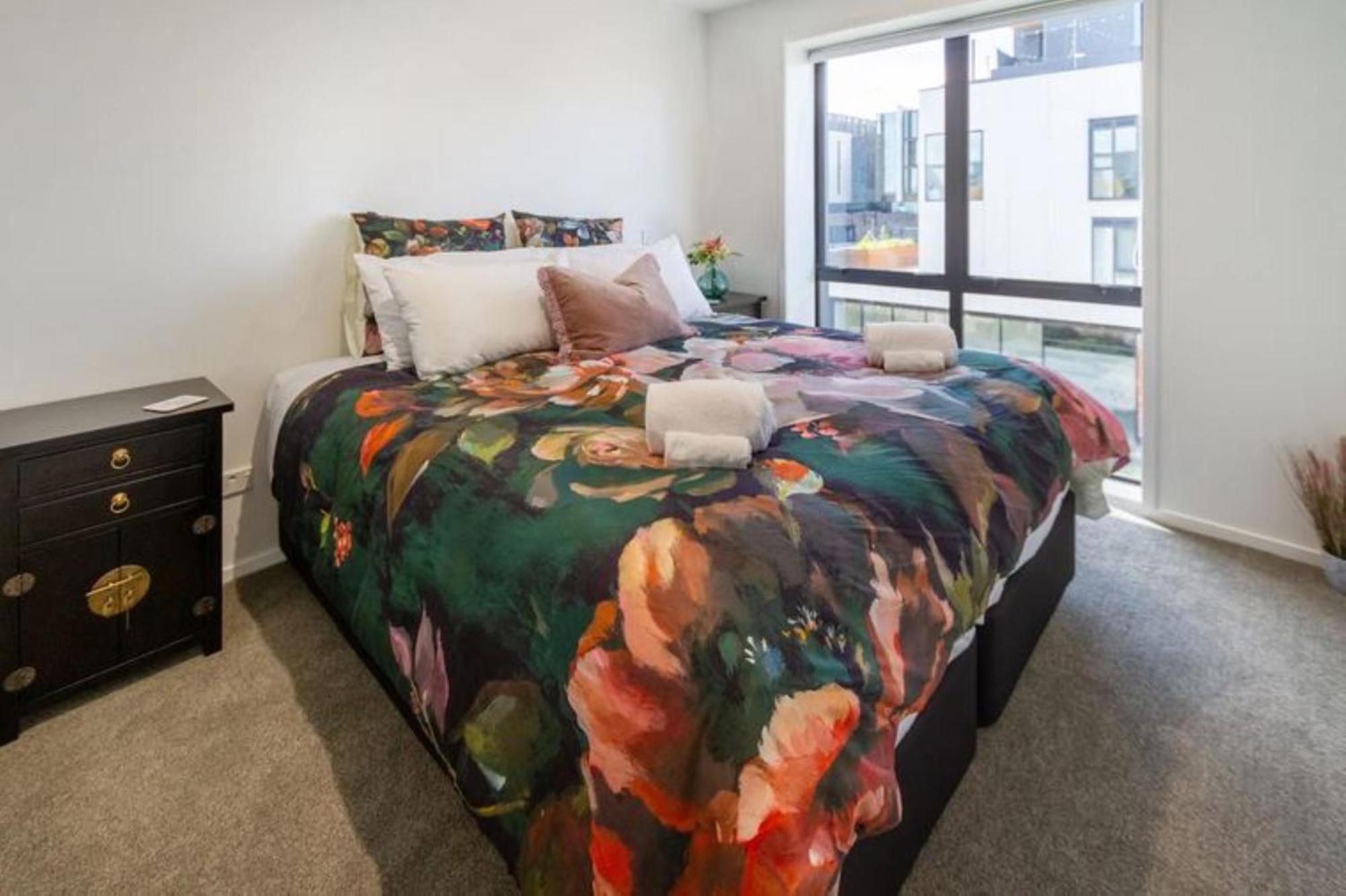 Your Ultimate Getaway Awaits! 3 Bedroom Apartment *