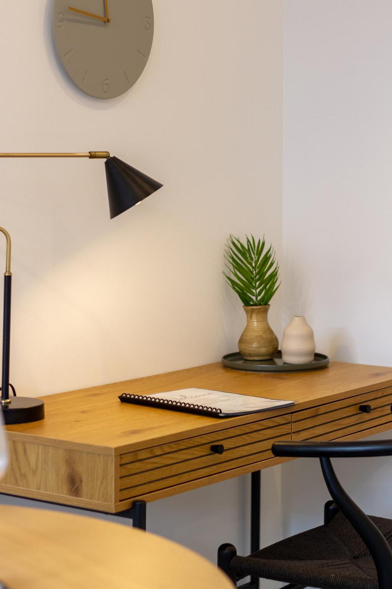 Apartment Single Level Studio, Cbd Escape: King Bed