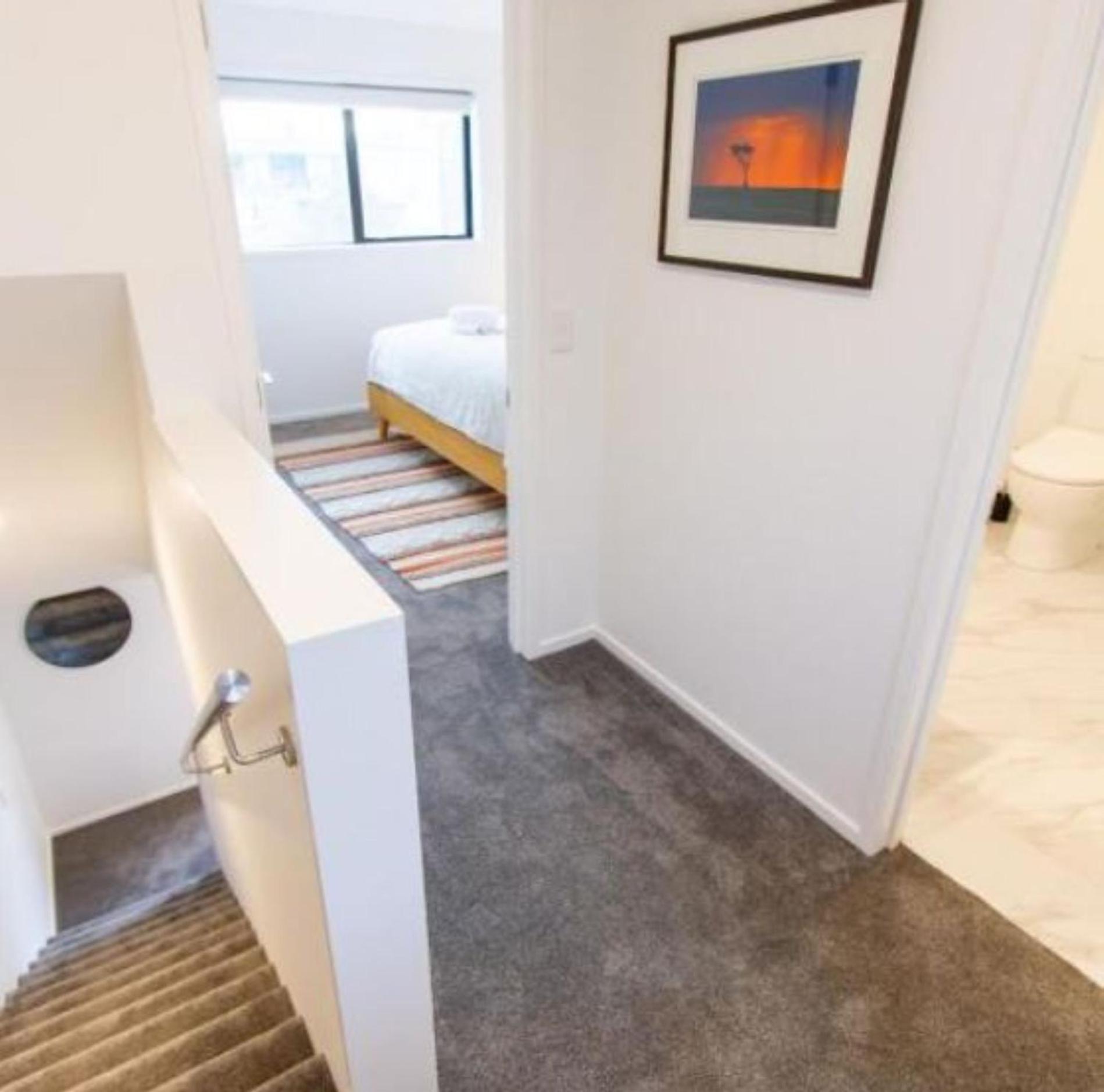 Deluxe Retreat W/super King Bed Apartment