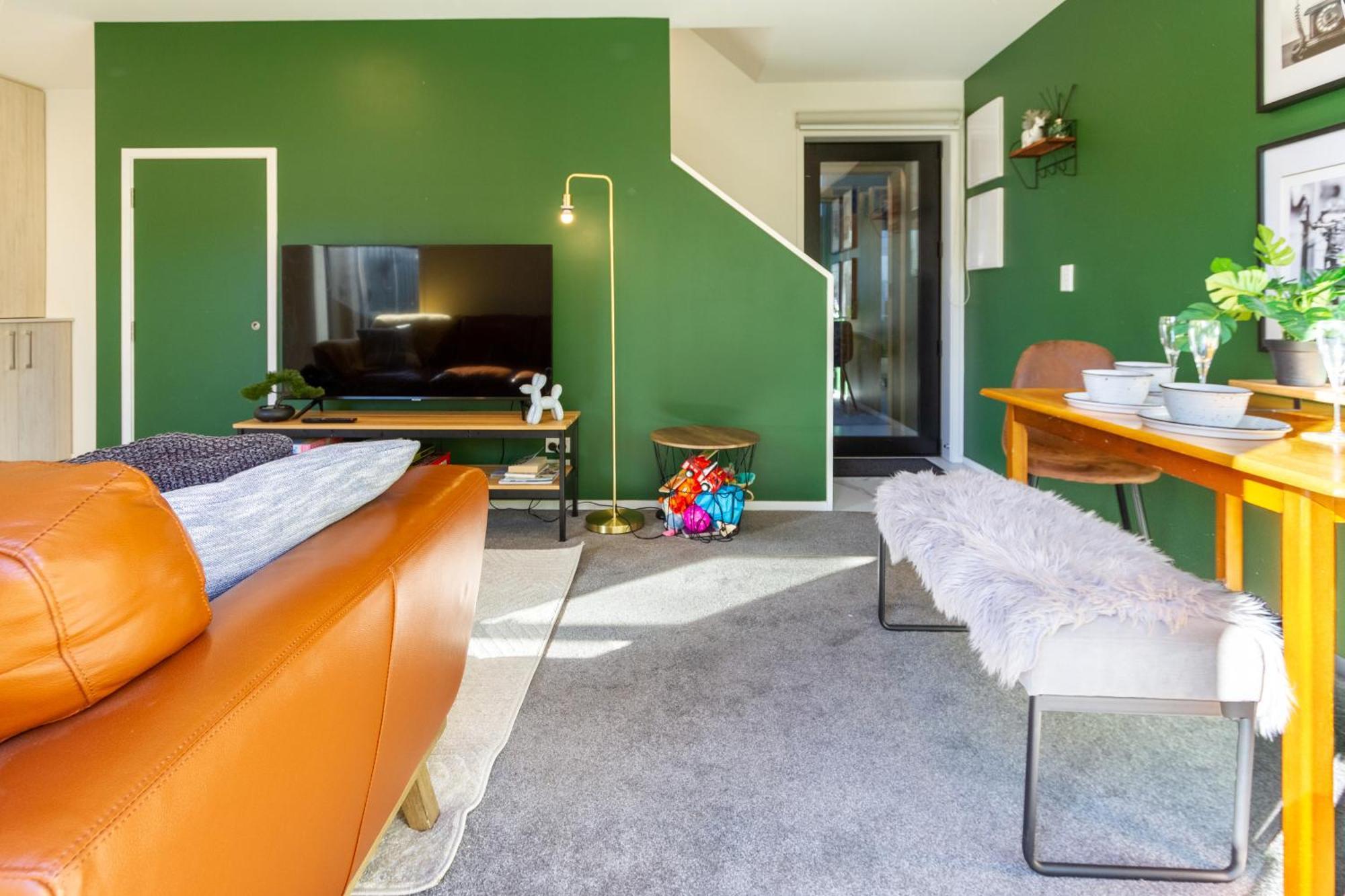 Gorgeous In - 2 Bed Oasis W/king Bed *
