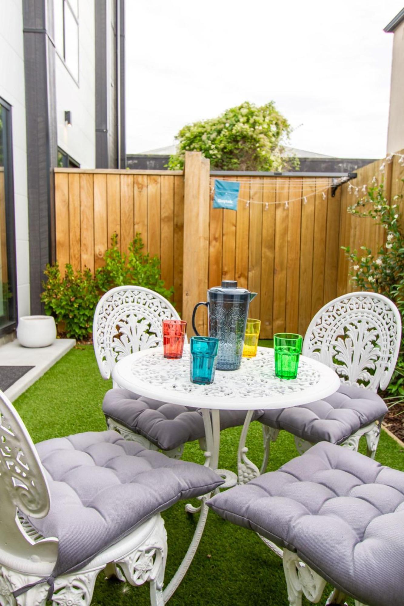 Gorgeous In - 2 Bed Oasis W/king Bed Christchurch