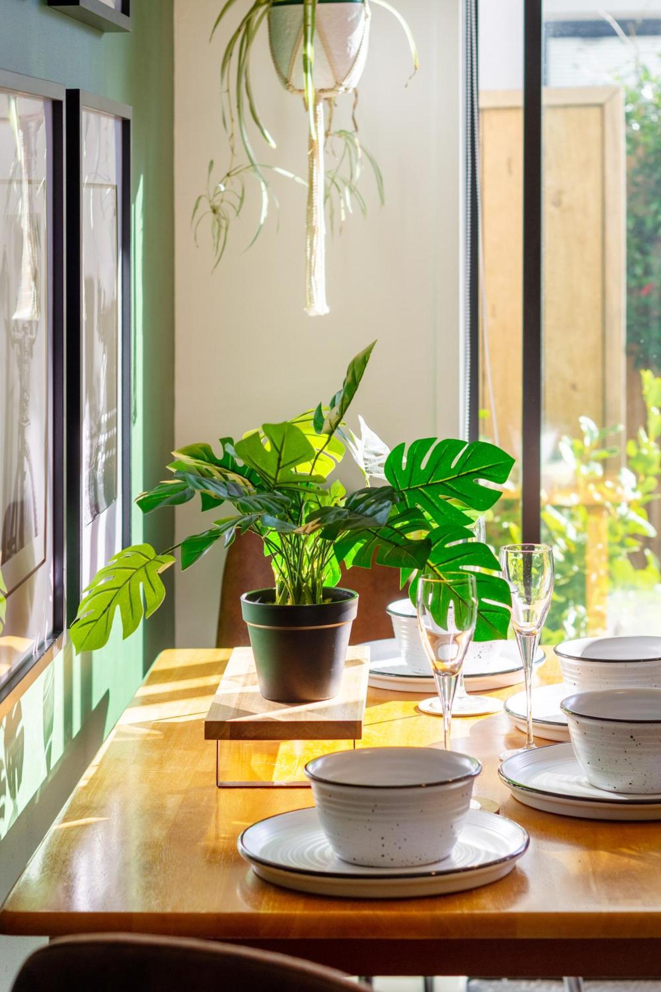 Gorgeous In - 2 Bed Oasis W/king Bed Apartment Christchurch